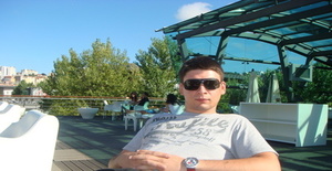 Shadow**** 35 years old I am from Porto/Porto, Seeking Dating Friendship with Woman