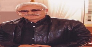 Cicios 74 years old I am from Casalnuovo di Napoli/Campania, Seeking Dating Friendship with Woman