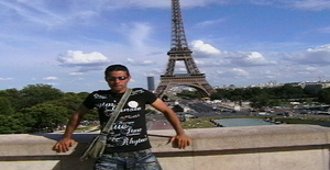 Marianochagazito 40 years old I am from Paris/Ile-de-france, Seeking Dating with Woman