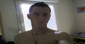 (carlosc) 37 years old I am from Clermont-ferrand/Auvergne, Seeking Dating Friendship with Woman