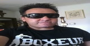 Sandro_titi 50 years old I am from Carouge/Geneva, Seeking Dating with Woman