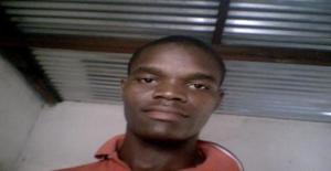 Socrates1 33 years old I am from Maputo/Maputo, Seeking Dating Friendship with Woman