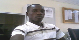Gilbertocunda 34 years old I am from Luanda/Luanda, Seeking Dating Friendship with Woman