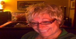 Lolaflor 66 years old I am from Surrey/British Columbia, Seeking Dating with Man