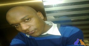 Dicky85 36 years old I am from Maputo/Maputo, Seeking Dating Friendship with Woman