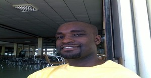 Cassimito 42 years old I am from Beira/Sofala, Seeking Dating Friendship with Woman
