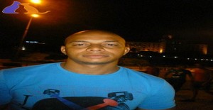 Yosvel 38 years old I am from Ciudad de la Habana/La Habana, Seeking Dating Friendship with Woman