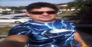 Vankeimer 54 years old I am from Miami/Florida, Seeking Dating Friendship with Woman