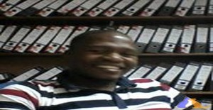 one chance 40 years old I am from Maputo/Maputo, Seeking Dating Friendship with Woman