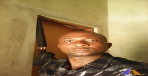 Obadias Zucule 44 years old I am from Maputo/Maputo, Seeking Dating Friendship with Woman