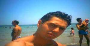 Kenmaster 37 years old I am from Lecce/Puglia, Seeking Dating Friendship with Woman